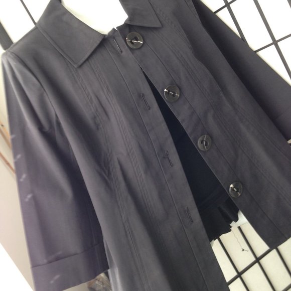 None Jackets & Blazers - Like New Blazer Nice Thick Material Fits Like M/L Front/Side Hidden Pockets